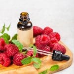 Red Raspberry Seed Oil. Pure, Natural, Cold Pressed, Unscented, Vegan, Hexane Free, No GMO - Ideal for Aromatherapy, Massage Base Oil, DIY Beauty Recipes, or as Sunscreen