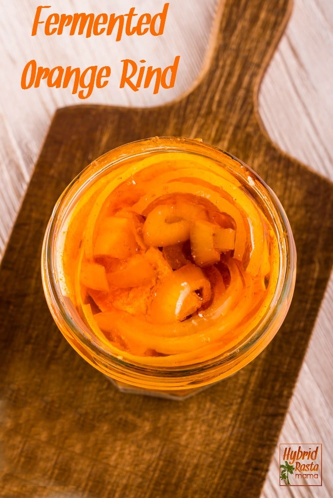 Love oranges? Love fermented foods? Then try these crazy delicious recipes for fermented orange rind and fermented orange juice (2 ways). Yumminess from HybridRastaMama.com.